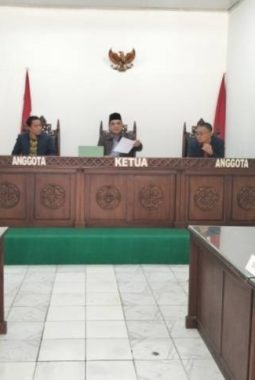 Tetap Sah, Majelis Komisioner KIP Sumsel Bacakan Putusan Sengketa Meski Pemohon dan Termohon Absen