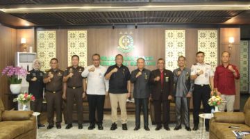 Kepala Rutan Kelas I Palembang Ikuti Penandatanganan PKS Persidangan Elektronik Ditjenpas Sumsel bersama Kejaksaan Tinggi Sumsel dan Pengadilan Tinggi Palembang